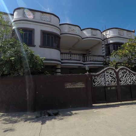 Pe'Re Aristo Guesthouse Mandaue Esterno foto