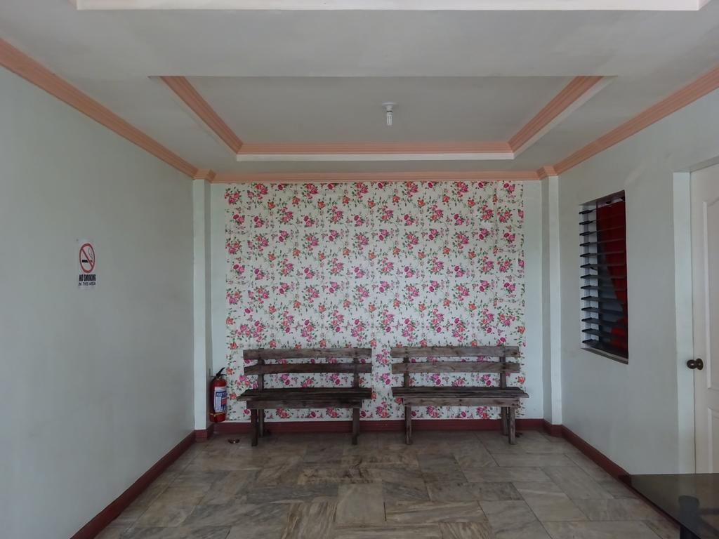 Pe'Re Aristo Guesthouse Mandaue Esterno foto