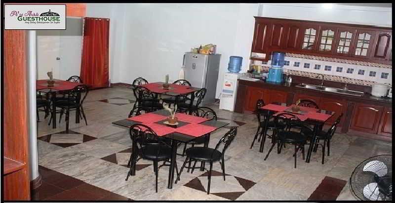 Pe'Re Aristo Guesthouse Mandaue Esterno foto