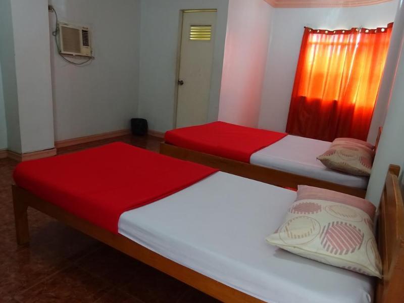 Pe'Re Aristo Guesthouse Mandaue Esterno foto