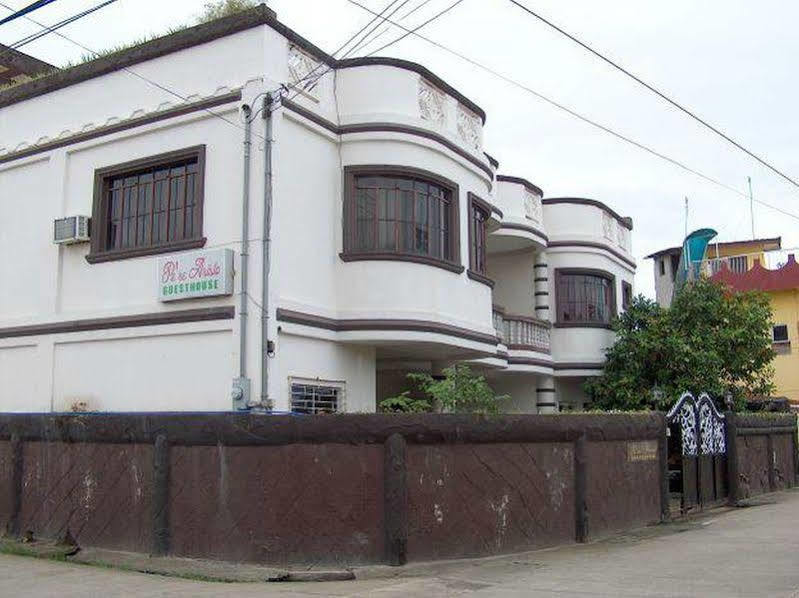 Pe'Re Aristo Guesthouse Mandaue Esterno foto