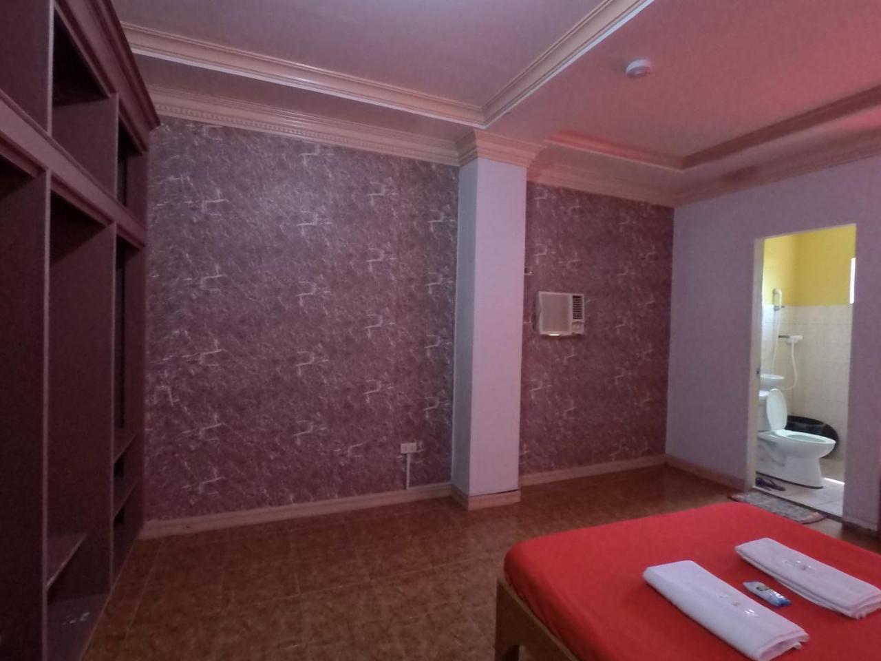 Pe'Re Aristo Guesthouse Mandaue Esterno foto