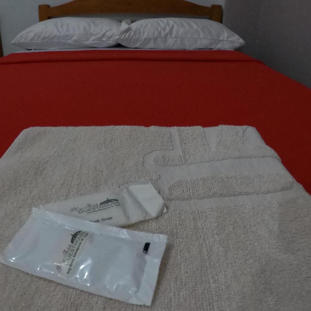 Pe'Re Aristo Guesthouse Mandaue Esterno foto