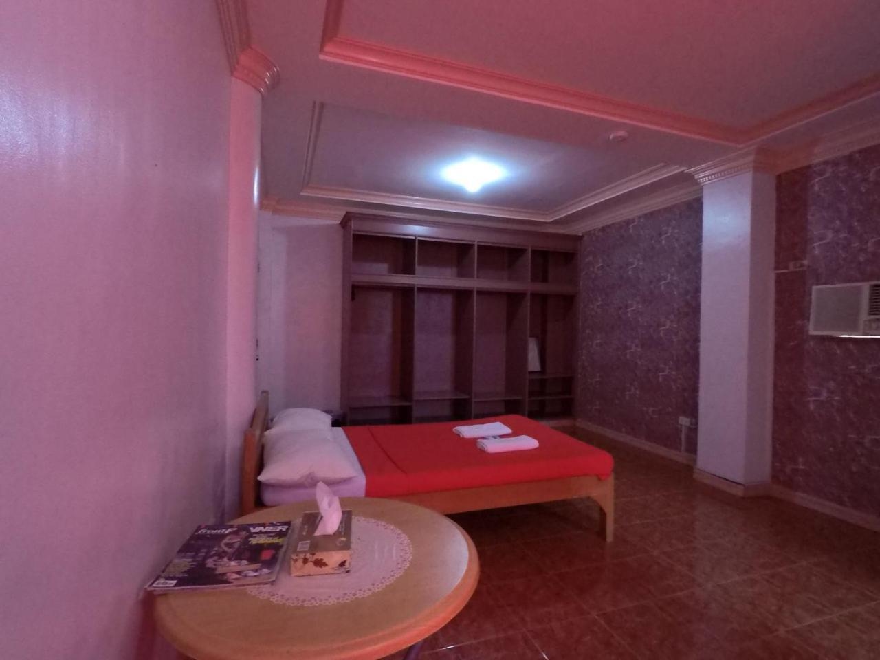 Pe'Re Aristo Guesthouse Mandaue Esterno foto