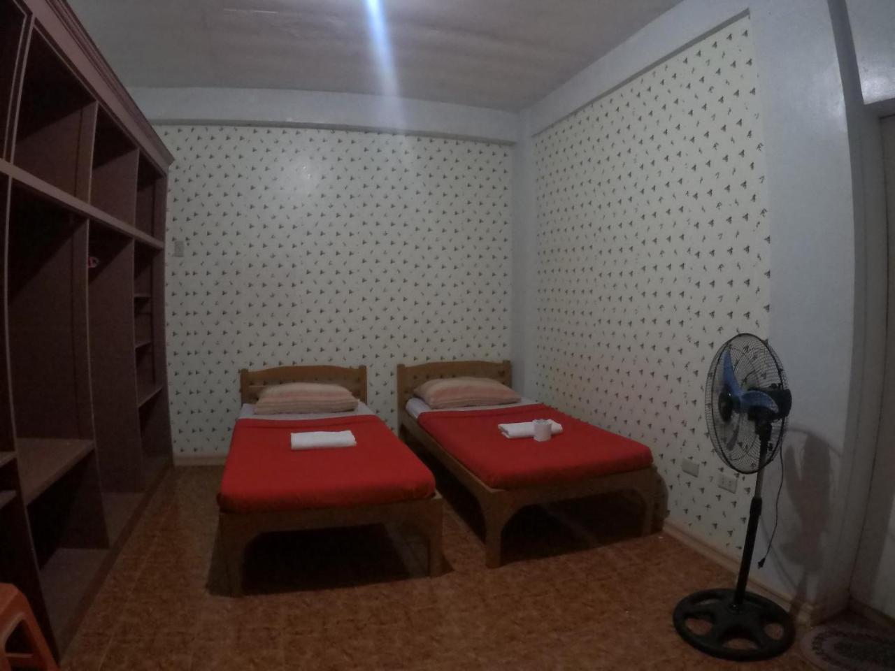 Pe'Re Aristo Guesthouse Mandaue Esterno foto