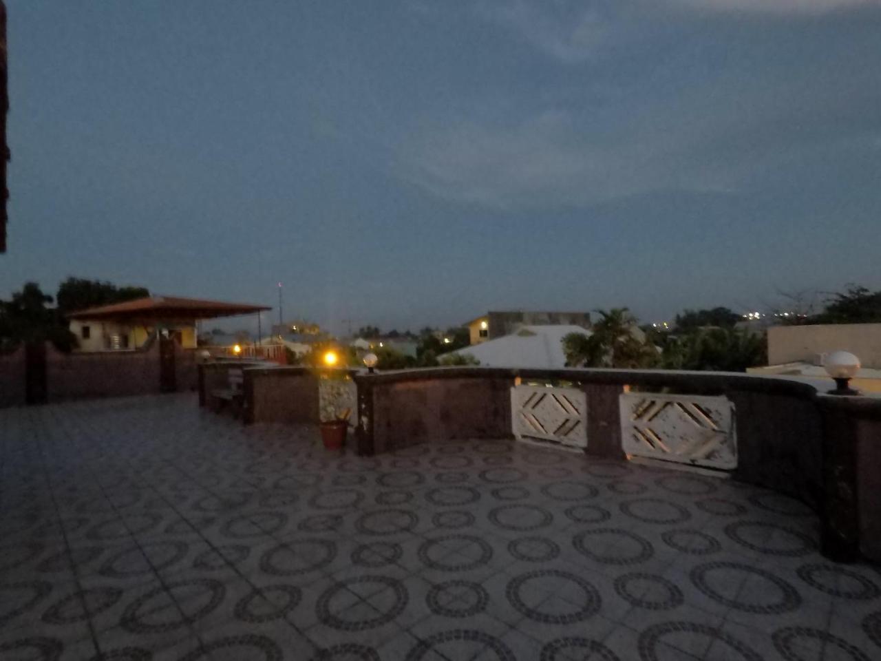 Pe'Re Aristo Guesthouse Mandaue Esterno foto