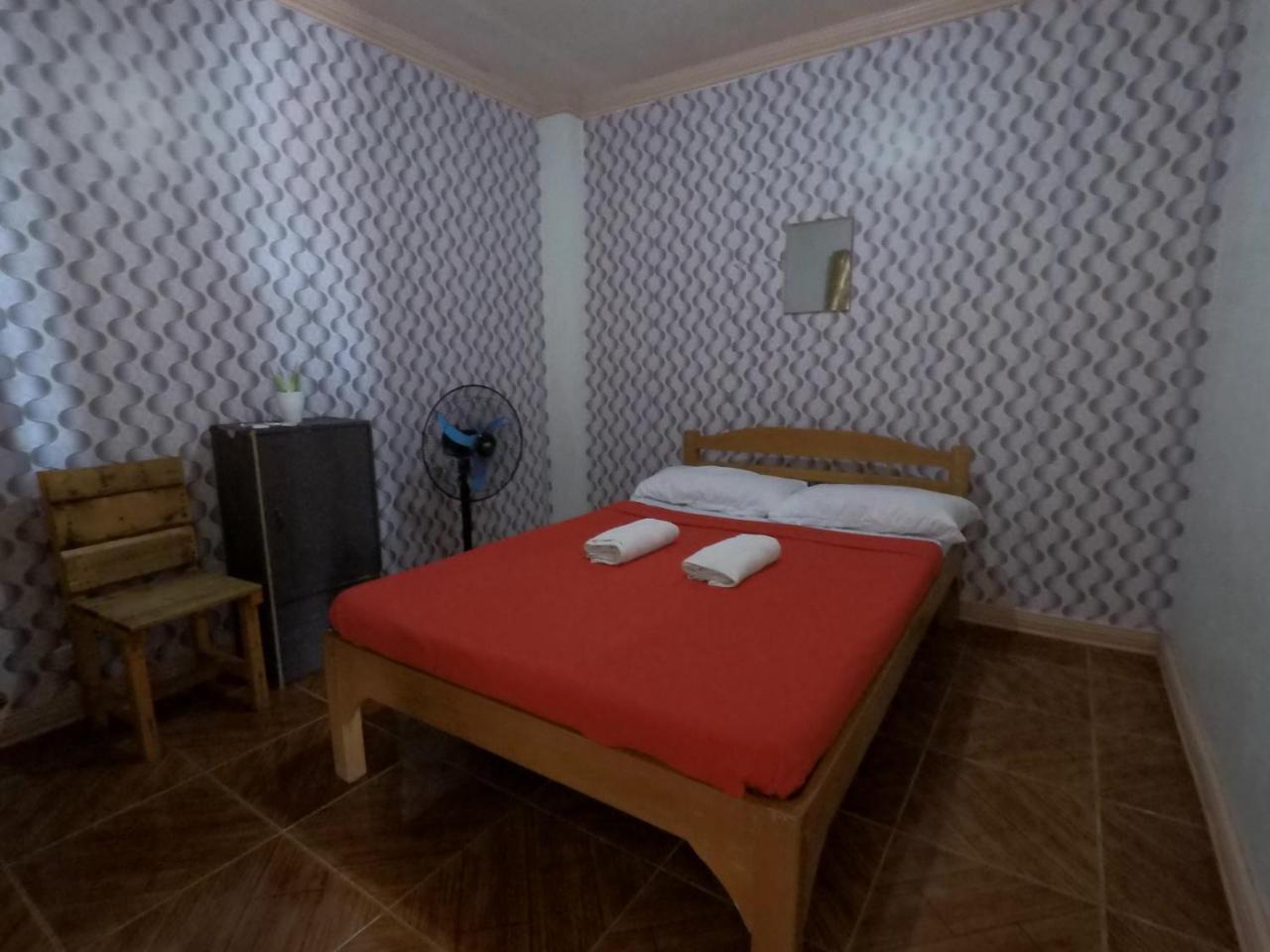 Pe'Re Aristo Guesthouse Mandaue Esterno foto