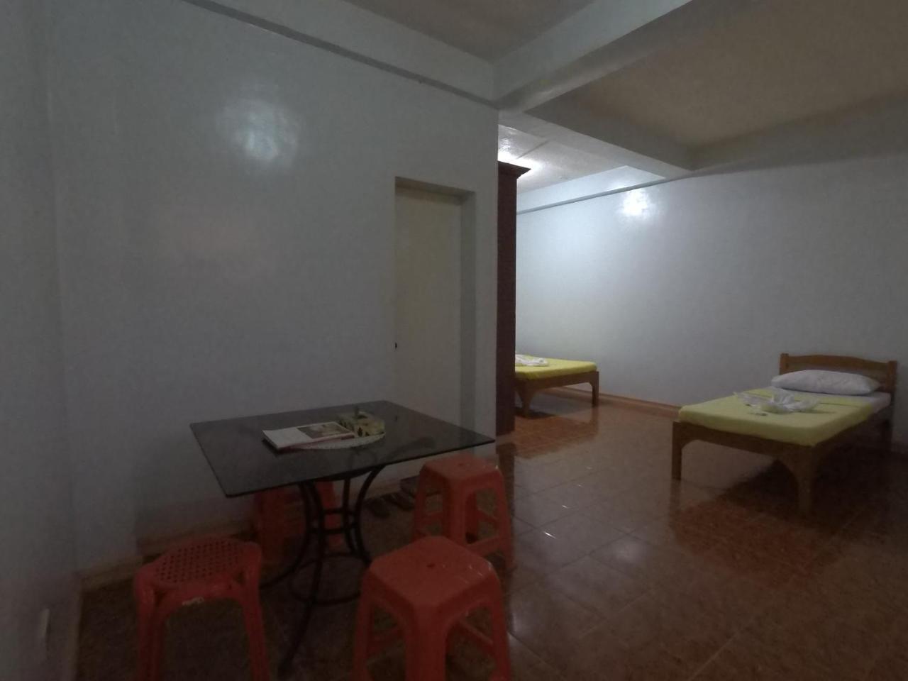 Pe'Re Aristo Guesthouse Mandaue Esterno foto