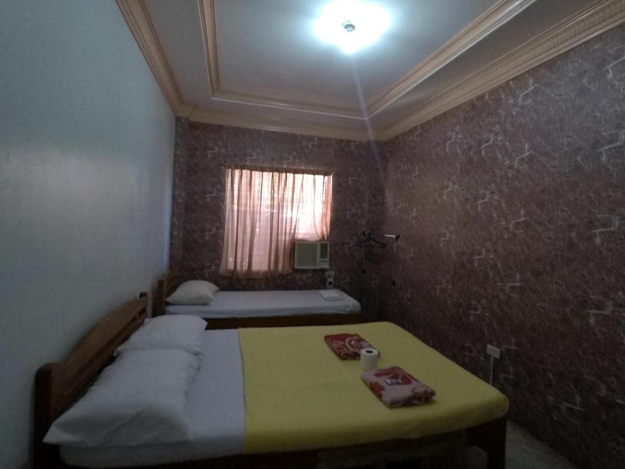 Pe'Re Aristo Guesthouse Mandaue Esterno foto