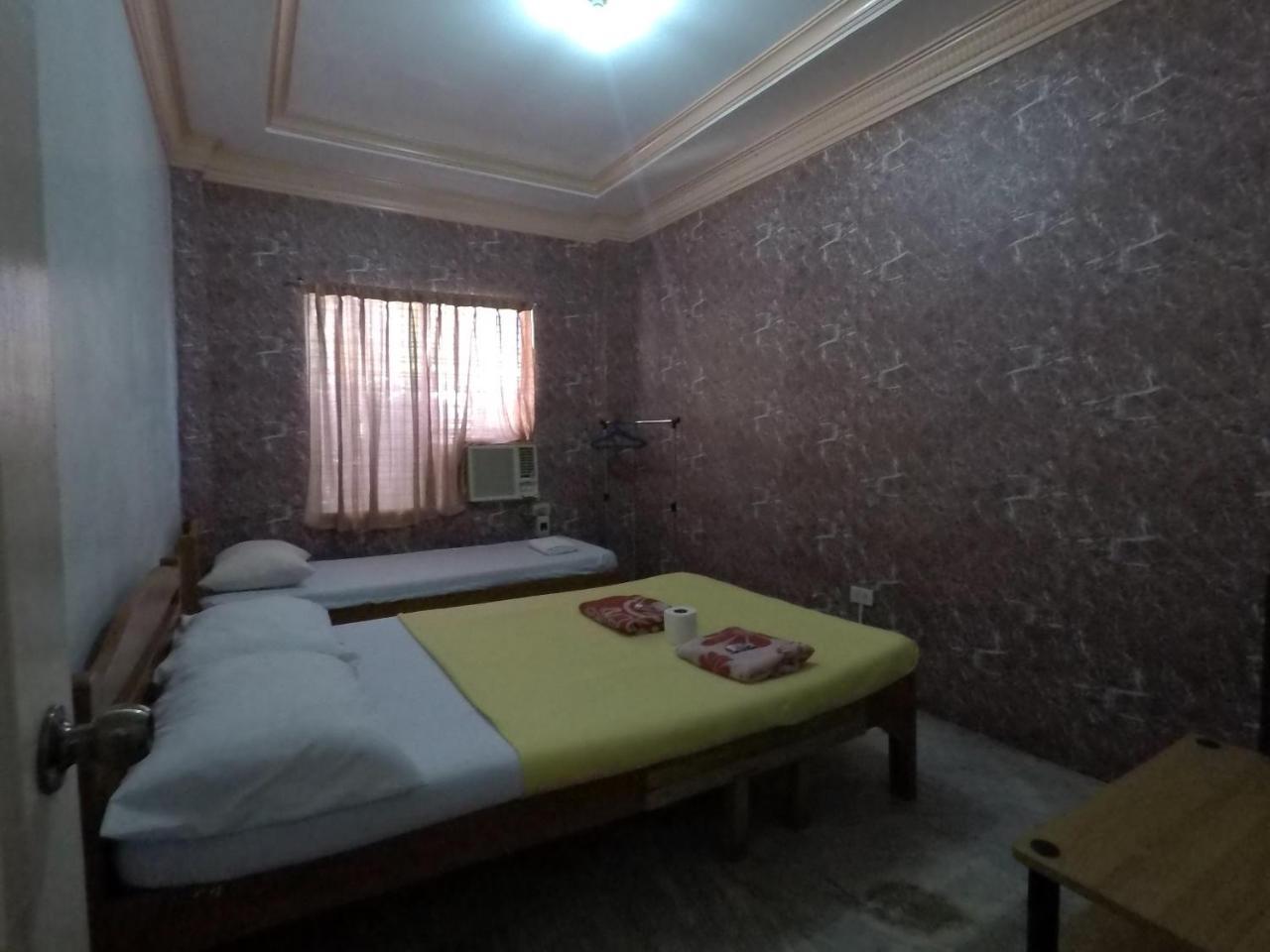 Pe'Re Aristo Guesthouse Mandaue Esterno foto